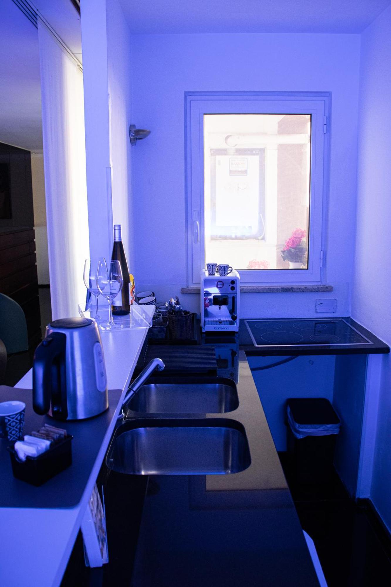 Luxury Suite 2 Min Dal Politeama Palermo Luaran gambar